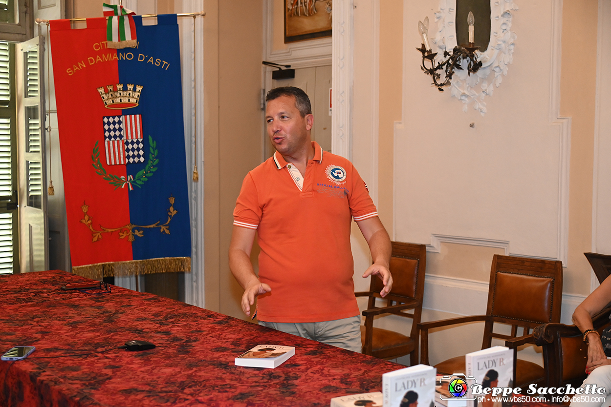 VBS_3324 - Presentazione libro 'Lady B.' di Leopoldo Aversente.jpg